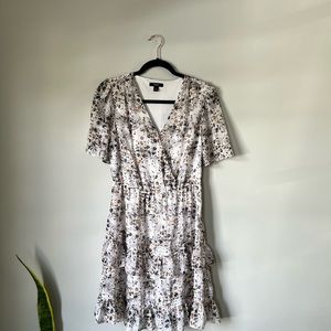 Vera Wang Size S Cocktail Dress